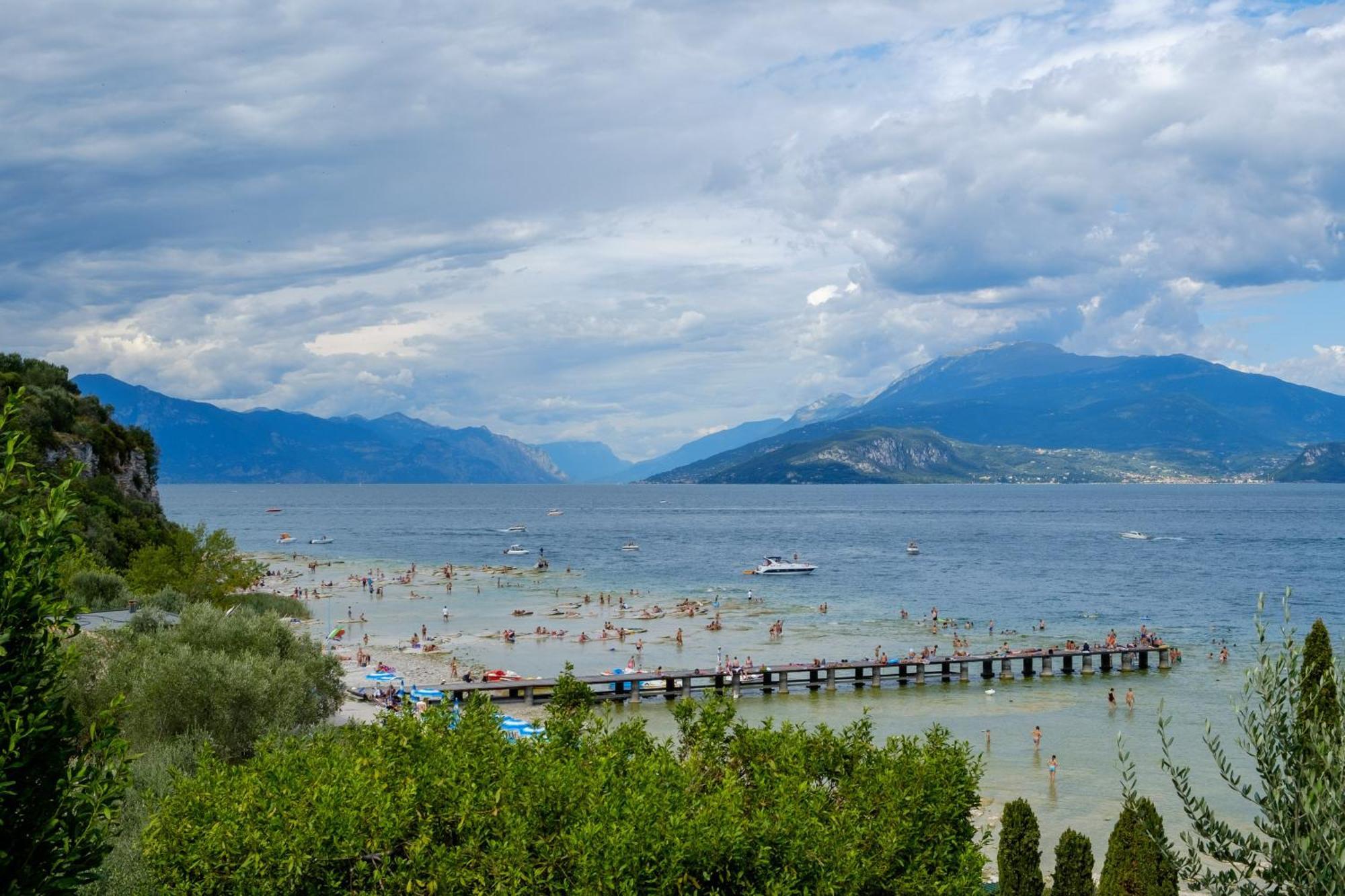 Sorridi Al Lago Сирмионе Екстериор снимка